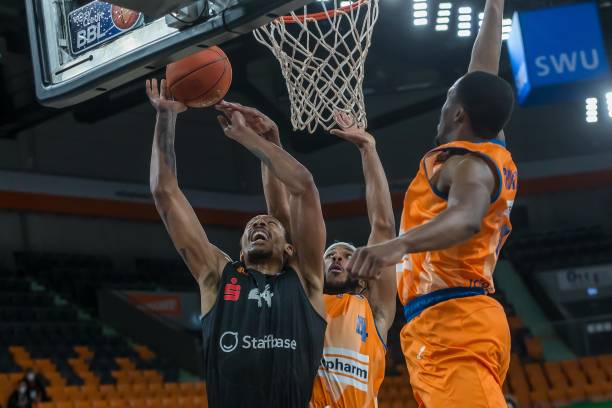 高压逼抢 高压逼抢